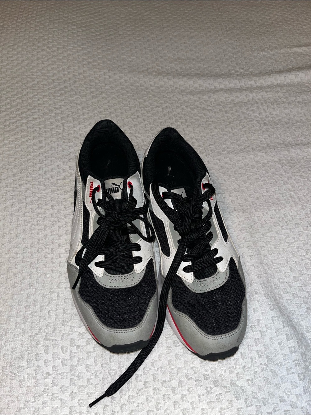 Puma Black White and Gray Women's Athletic Sneakers with Red Accent